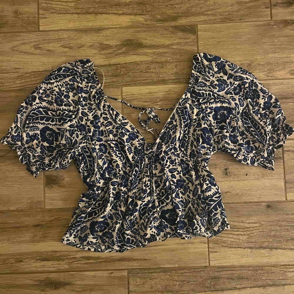 Francesca’s Boutique Top!
